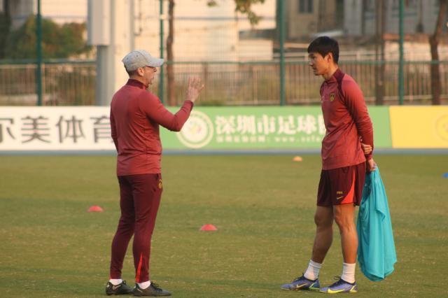 国青约战全北万厚良将遇故人 称赞老东家人才辈出