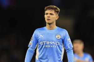 记者：药厂有意曼城中场麦卡蒂，后续动作将取决于新主帅的任命