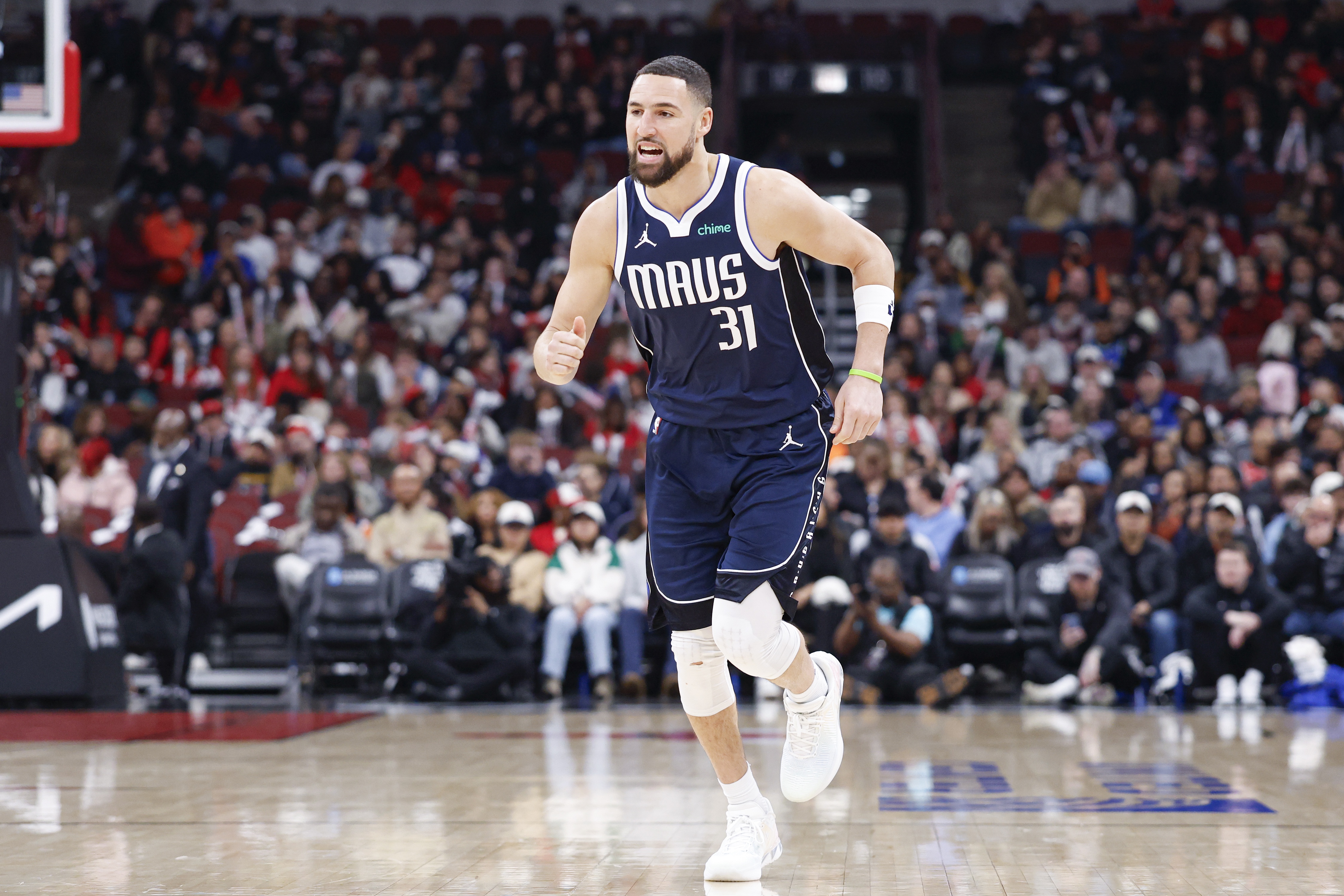 开云体育下载安装-克里斯蒂：你会想尽办法多向克莱学习 与他成为队友太幸运了